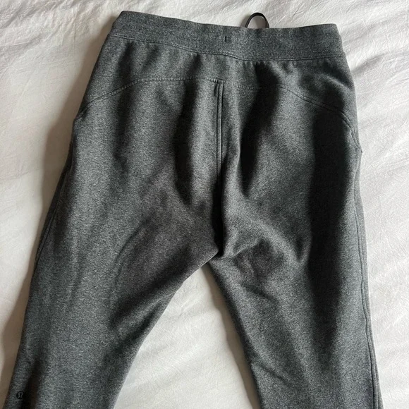 Lululemon Scuba Joggers - Picture 6 of 8
